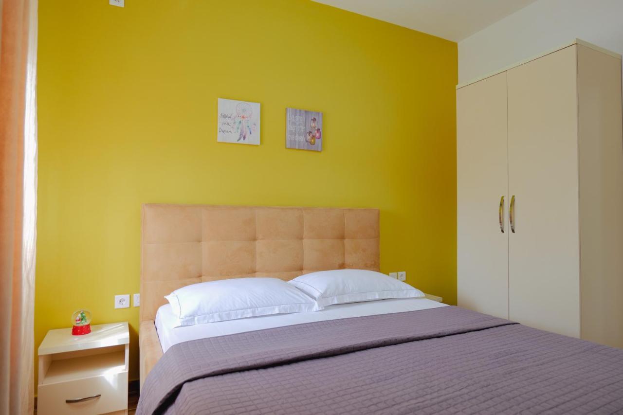 Eden Suites & Apartments Sarande Exterior photo