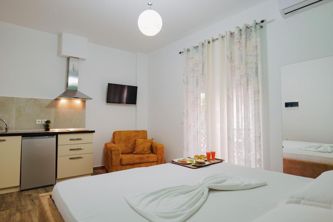 Eden Suites & Apartments Sarande Exterior photo